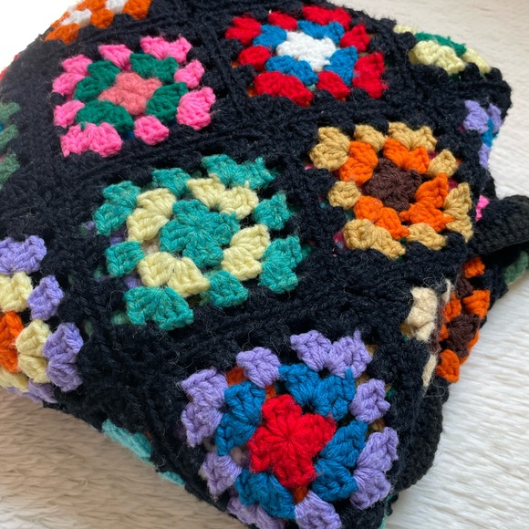 Vintage handmade Colorful Crochet Granny Square Blanket - Picture 12 of 17